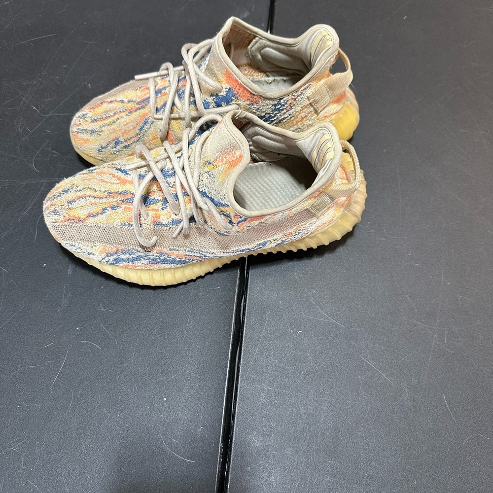 Size 6 Authentic Adidas Yeezy’s